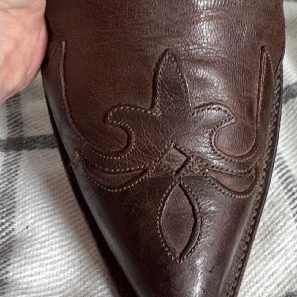 Lucchese Classics Men’s Leather Cowboy Boots in Rich Brown 8 - Picture 12 of 15